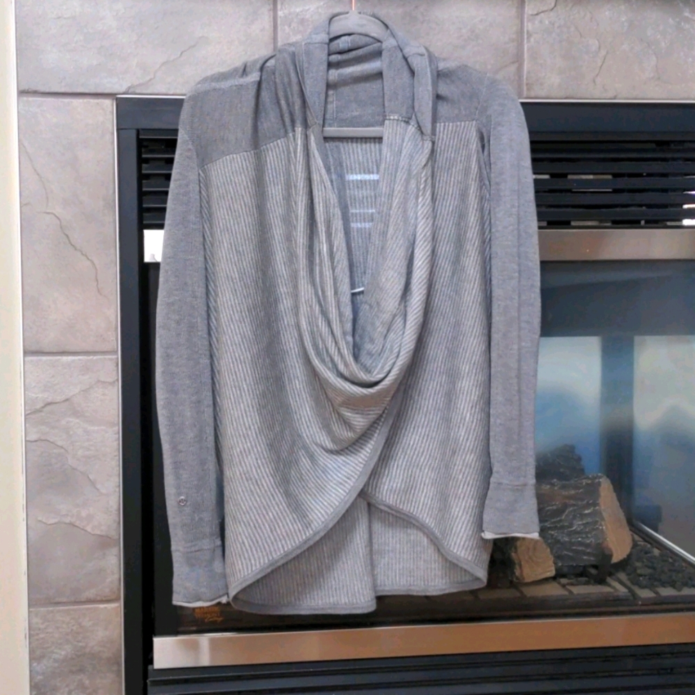 Lululemon Iconic Wrap